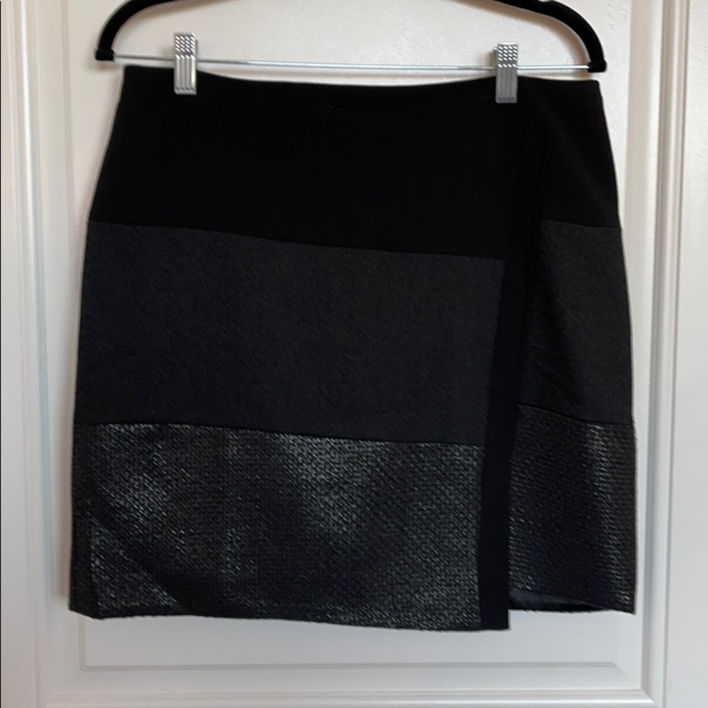 White House Black Market Mix Textured Mini Skirt